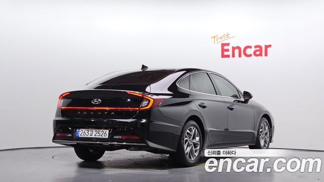 Hyundai Sonata 2023 — photo 2