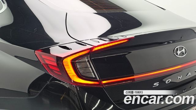 Hyundai Sonata 2023 — photo 9