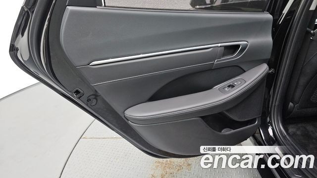 Hyundai Sonata 2023 — photo 15