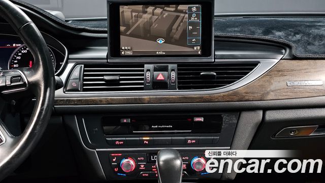 Audi A6 2017 — photo 20