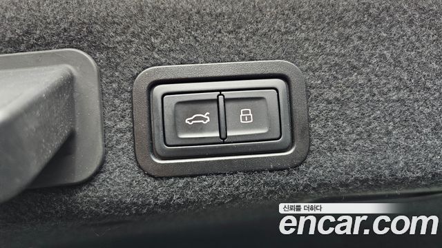 Audi A6 2017 — photo 27