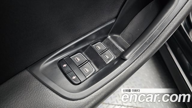 Audi A6 2017 — photo 34