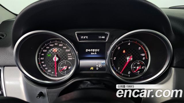 Mercedes-Benz GLE-Class 2018 — photo 11