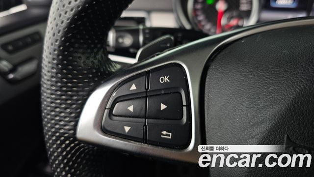 Mercedes-Benz GLE-Class 2018 — photo 29