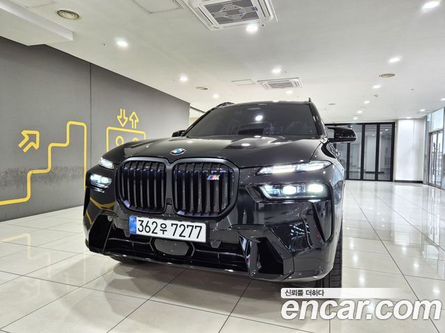 BMW X7 2025 — photo 1