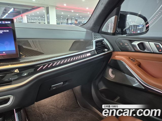 BMW X7 2025 — photo 16