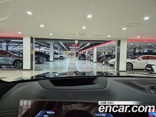 BMW X7 2025 — photo 18
