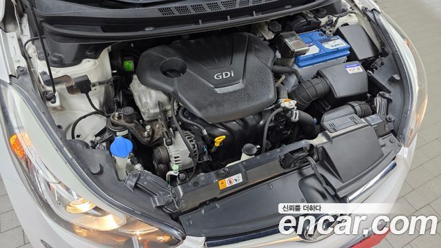 Hyundai AVANTE 2015 — photo 6