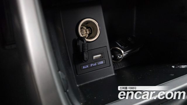 Hyundai AVANTE 2015 — photo 28
