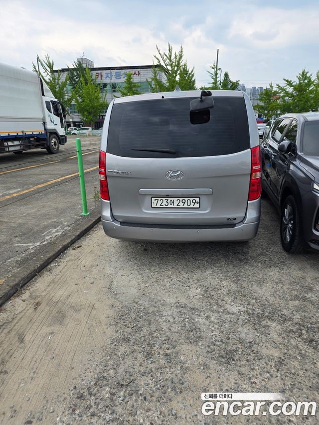Hyundai Starex 2019 — photo 2