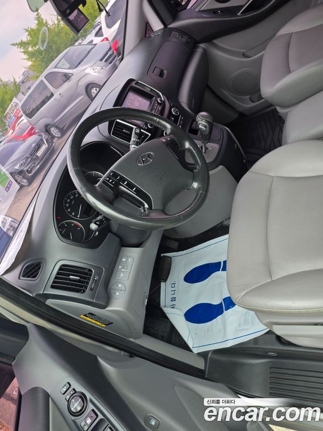 Hyundai Starex 2019 — photo 6