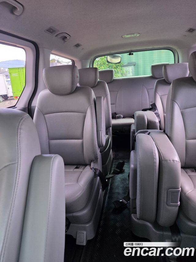 Hyundai Starex 2019 — photo 8