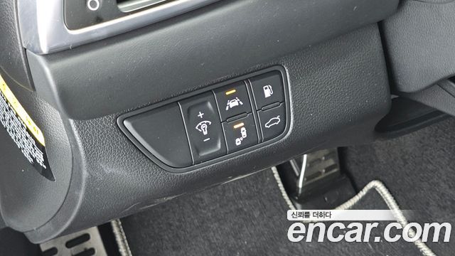Genesis G70 2018 — photo 20