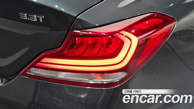 Genesis G70 2018 — photo 9