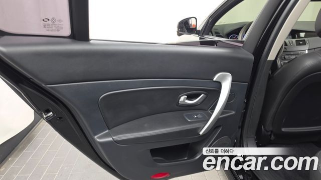 Renault Korea SM5  2018 — photo 15