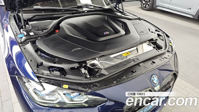 BMW i4 2022 — photo 6