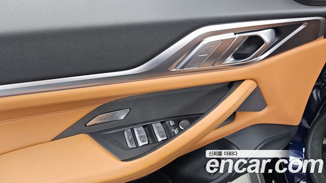 BMW i4 2022 — photo 35