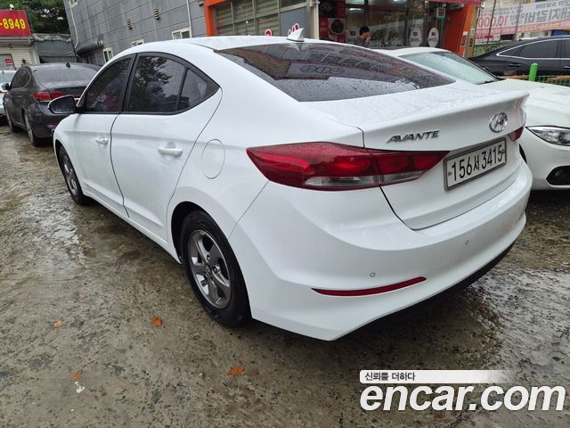 Hyundai AVANTE 2017 — photo 4