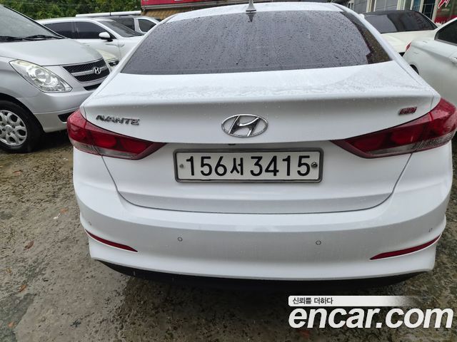 Hyundai AVANTE 2017 — photo 5