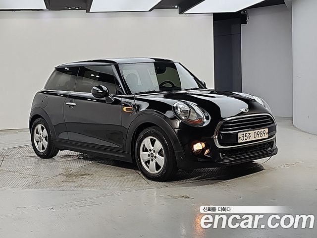 Mini Cooper 2016 — photo 2