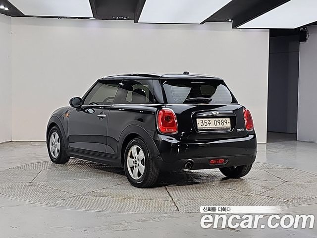Mini Cooper 2016 — photo 3