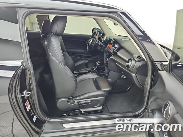 Mini Cooper 2016 — photo 5