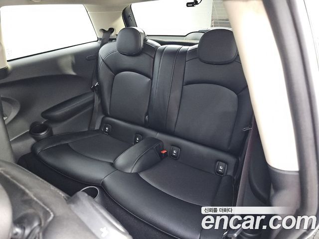 Mini Cooper 2016 — photo 12