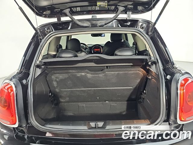 Mini Cooper 2016 — photo 19