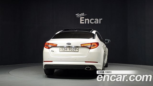 Kia K5 2011 — photo 4
