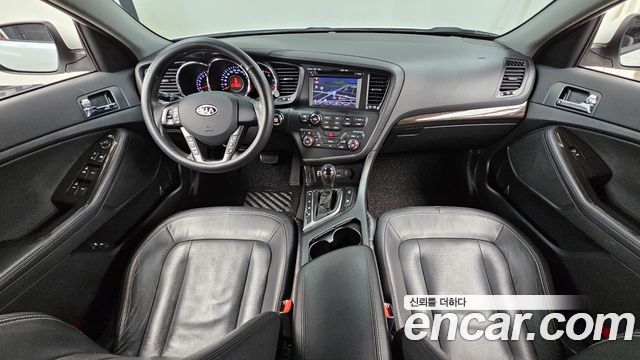 Kia K5 2011 — photo 7