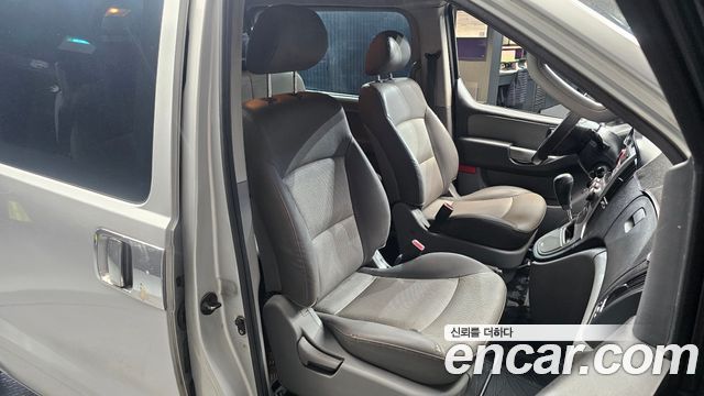 Hyundai Starex 2008 — photo 12