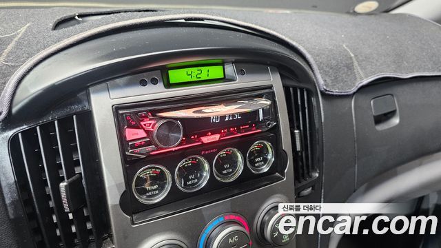 Hyundai Starex 2008 — photo 15