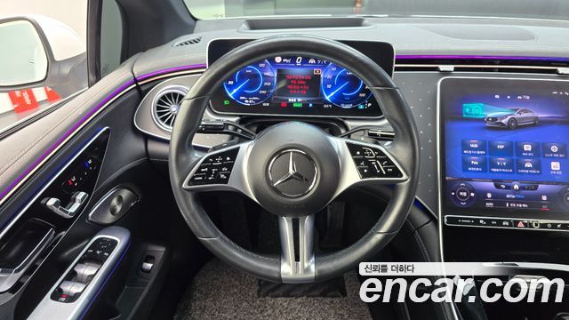 Mercedes-Benz EQE 2023 — photo 20