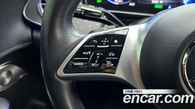 Mercedes-Benz EQE 2023 — photo 23