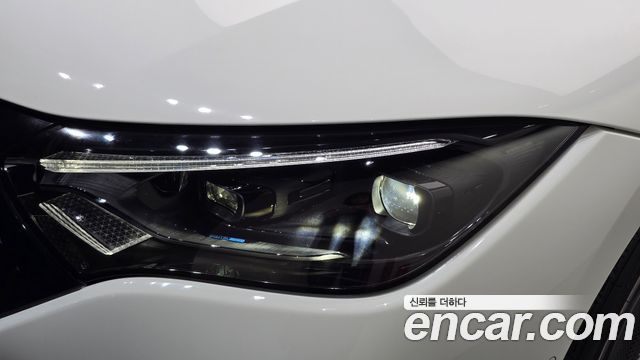 Mercedes-Benz EQE 2023 — photo 8