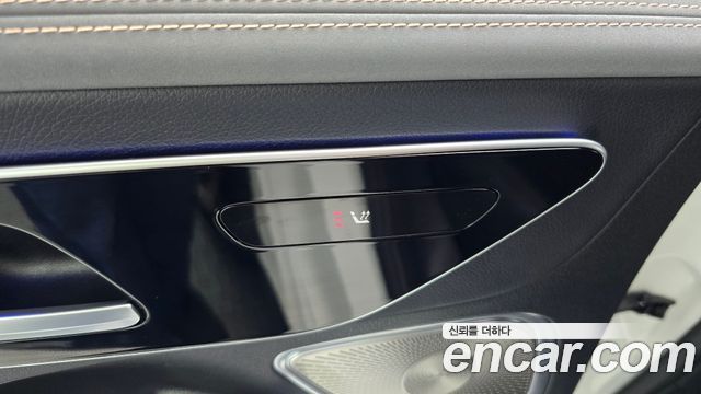 Mercedes-Benz EQE 2023 — photo 29