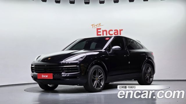 Porsche Cayenne 2021 — photo 1