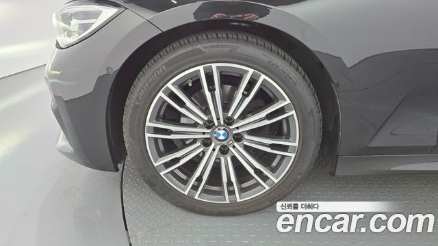 BMW 3-Series 2022 — photo 5