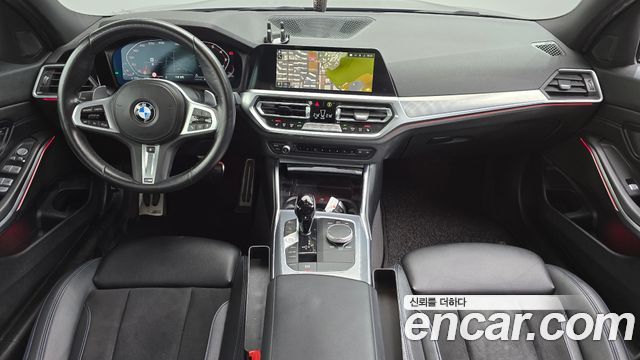 BMW 3-Series 2022 — photo 10