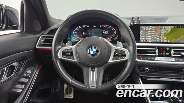 BMW 3-Series 2022 — photo 19