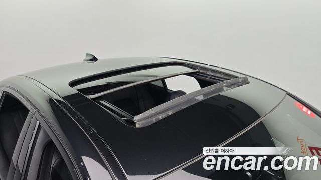 BMW 3-Series 2022 — photo 27
