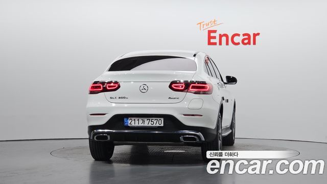 Mercedes-Benz GLC-Class 2021 — photo 4