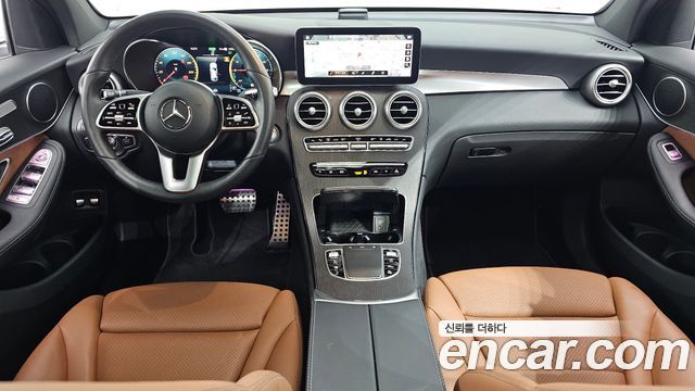 Mercedes-Benz GLC-Class 2021 — photo 10