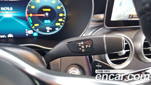 Mercedes-Benz GLC-Class 2021 — photo 12