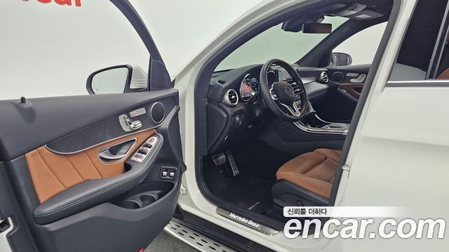 Mercedes-Benz GLC-Class 2021 — photo 13