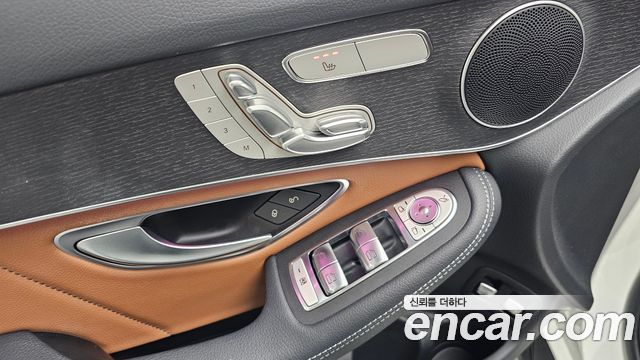 Mercedes-Benz GLC-Class 2021 — photo 27