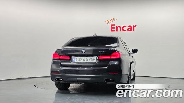 BMW 5-Series 2021 — photo 4