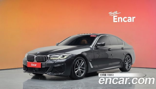 BMW 5-Series 2021 — photo 1