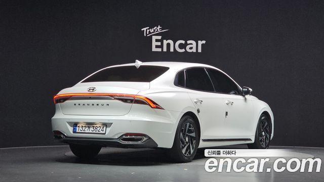 Hyundai Grandeur 2022 — photo 2