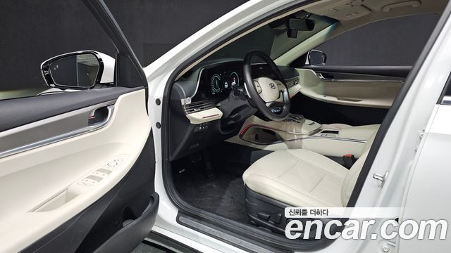 Hyundai Grandeur 2022 — photo 13